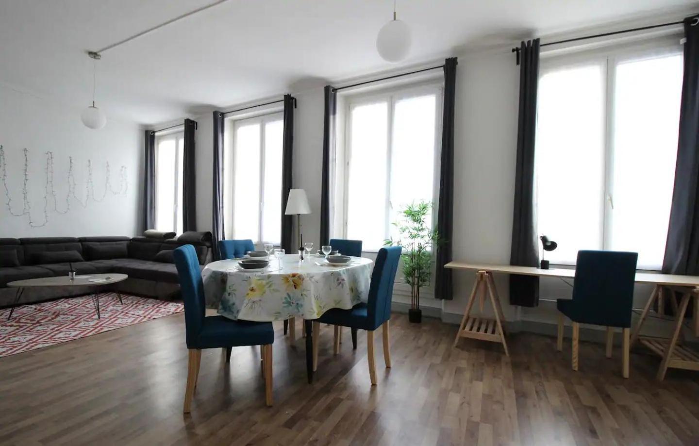 L'Amour De La Paix - Centre-Ville - Jardin - Proche Gare - Tv65"Primevideo - Ambiance Tres Chaleureuse - Parking Gratuit Sous-Video Surveillance Proche - Gere Par Presta-Zen'Services 베르됭쉬르뫼즈 객실 사진
